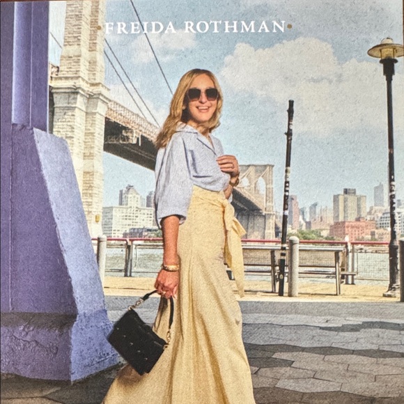 Freida Rothman Gold Chain Ring - Picture 5 of 7